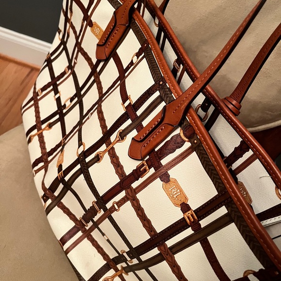 Lauren Ralph Lauren Brown and Cream Large Equestrian Style Tote and Wristlet EUC - Picture 8 of 15